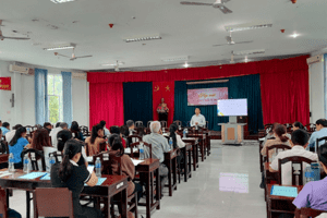 TẬP HUẤN AN TOÀN, VỆ SINH LAO ĐỘNG CHO CÁN BỘ Y TẾ NĂM 2025